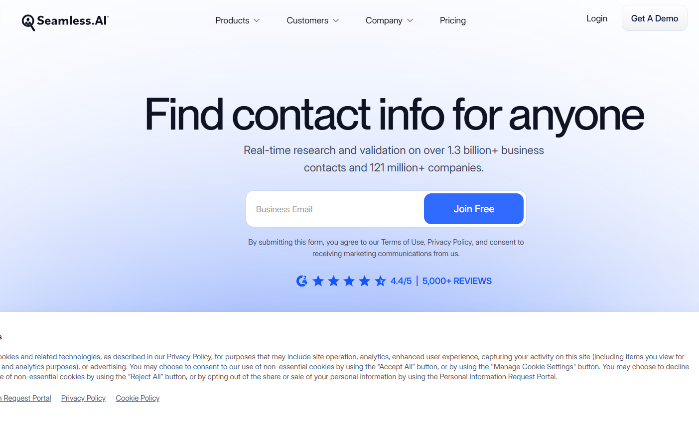 Seamless.AI giúp doanh nghiệp giải quyết một bài toán quan trọng: tìm đúng người để bán hàng.